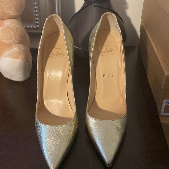 christian louboutin heels gold - Picture 5 of 7